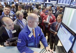 Europe stocks pare declines as investors weigh Greek vote impact